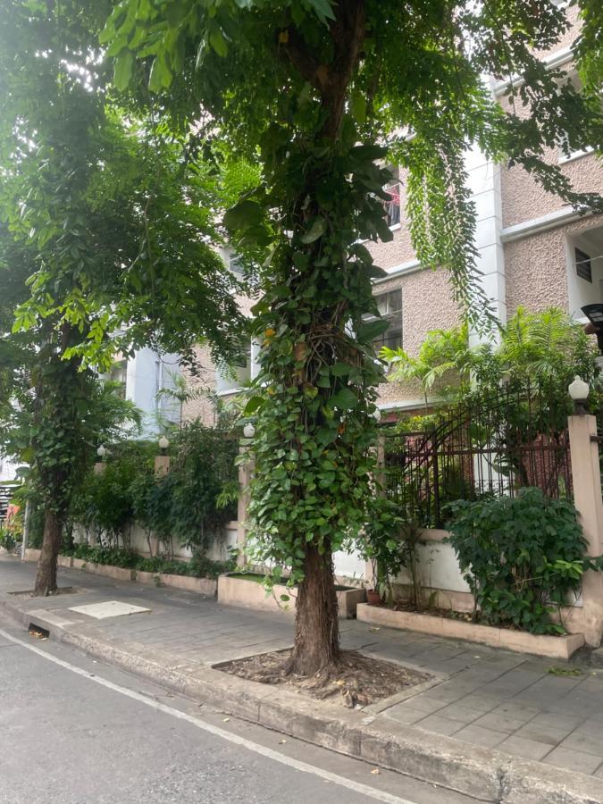 Viriyapon Apartment Bangkok Exterior photo